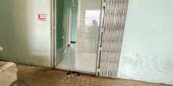 Cần bán gấp CHCC tầng 4 Lô H Chu Văn An, P26, BT. DT: 52m2, 2 PN. Giá: 1.8 tỷ TL