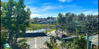 Góc bán biệt thự Diên tích đất: 300m2, Diện tích thực sử dụng: 550m2  Sổ riêng