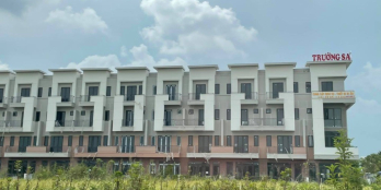 Chính chủ bán căn liền kề trục thông duy nhất tại thành phố Từ Sơn giáp LongBien