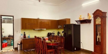 Bán biệt thự sân vườn ở vinh tân