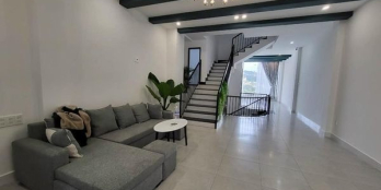 Cần bán gấp khách sạn 10 phòng giá hạt dẻ mà view đỉnh của chóp