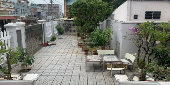 Biệt thự căn góc 3 mặt tiền, đường Trần Phú view biển đi bộ ra biển với 300m2