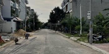 Bán nhà 1 trệt, 1 lầu cực đẹp 6.5x18=117m2 Đông Nam Khang Linh P10