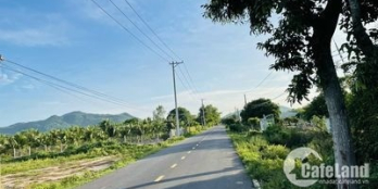 Bán lô góc 2 mặt tiền nhựa xã Long Mỹ-235m2-100tc