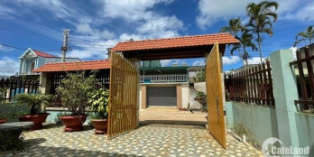 10 x 46m, có 200m2 thổ cư, đường ô tô 6m.  Giá bán yêu thương chỉ: 6 tỷ (có th