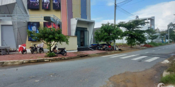 -- Đất Đông Nam vị trí đẹp,trung tâm Thị trấn Châu Ổ.