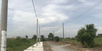 Bán gấp Lô đất KDC Phước Đông, MT đường QL 50 giá 950tr, DT 110m2, SHR