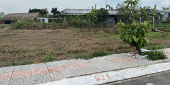 Bán gấp lô gốc KDC thuận đạo, bến lức,Long An 180m2, giá 12.5tr/m2, SHR,chính ch