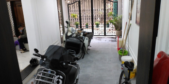 BÁN TOÀ NHÀ PHỐ HOÀNG NGÂN. DT 65M, 5 TẦNG, MT 5.5M.