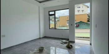 Phường: 5 - Diện tích: 100 m2 - Giá: 5 tỷ - Thương lượng - Kết cấu: 3 tầng - Nội