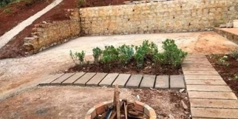 Bán Căn Nhà Nghỉ Cuối Tuần Xuân Trường ĐÀ LẠT  - Căn nhà gỗ đang dựng sửa , và 1