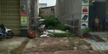 BÁN NỀN nằm trong trung tâm thương mại  ấp 3 thị trấn Gành hào -  Đông hải