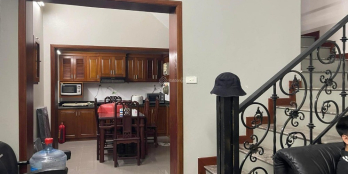 Bán nhà phố Bạch Mai, 4 tầng, ngõ ô tô tránh khoảng 40m, giá 6,9 tỷ