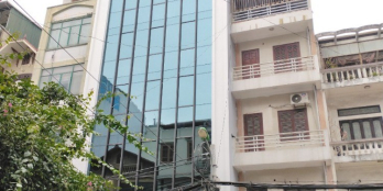 BÁN NHÀ MẶT PHỐ LÊ THANH NGHỊ , DT 76 M , MT 7M , 7 TẦNG THANG MÁY