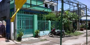 DTXD 82 m2,có 2 phòng ngủ- nhà MT đường nhựa -Lê Minh Xuân