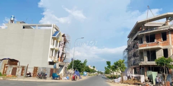 NHÀ LÔ GÓC 2 MẶT TIỀN ĐƯỜNG BÀ CẢ-NGANG 5M XỊN NHƯ HOA HẬU