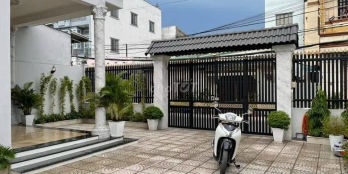 Chợ UBND xã Bà Điểm cách 400m có nhà siêu to muốn bán