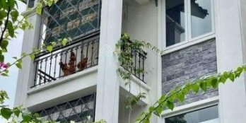 Tiếc đứt ruột bán gấp nhà phố đẹp nhất quận Long Biên