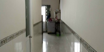 Bán căn nhà Hoàng Hảo trục đường lớn, gần trường học.