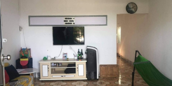 Nhà hẻm oto cách đường Nguyễn Khuyến chỉ 10m, gần cầu gỗ Vĩnh Ngọc