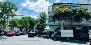 Nhà 2 mặt tiền đường Yersin - Võ Văn Ký, cạnh Ga Nha Trang, đối diện công viên