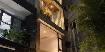 Bán gấp nhà HXH đường Huỳnh Tịnh Của, P.8, Q.3, gần góc Huỳnh Tịnh Của-Trần Quốc