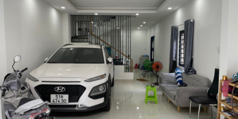 Bán nhà HXH đường Lê Văn Sỹ, Q.3, cách MT Trường Sa 20m, 4.3x15m, giá 13.5 tỷ TL