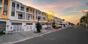 BÁN NHÀ PHỐ 3 TẦNG HOÀN THIỆN - ĐƯỜNG SỐ 5 TRỰC CHÍNH, KHU ĐÔ THỊ TÂY BẮC