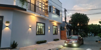 Tặng toàn bộ nộ thất cao cấp trong hình.