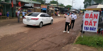 Bán đất Tịnh Ấn Tây - huyện Sơn Tịnh . Khu vực làng nghề , cách trạm y tế 1. 5 k