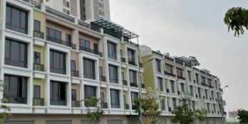 Bán nhà mặt đường Trần Thủ Độ, dự án IEC, Tứ Hiệp, lô góc, DT 120 m2 x 5 tầng.