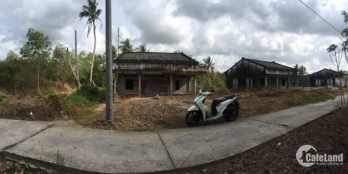 Bán nhà và đất 851m2 Ngay Ql 1A đối diện là sông lớn