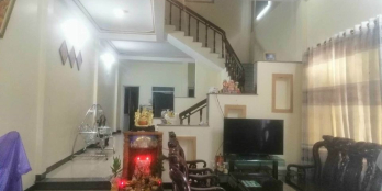 Bán nhà 1 mê trên lợp ngói xây kiên cố,