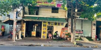 ⭐️️ Tin được hông nhà mặt tiền kinh doanh Quang Trung