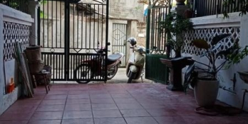 Nhà 03 tầng cách đường Lương Ngọc Quyến 150m