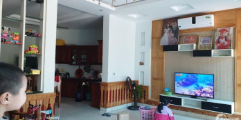 BÁN NHÀ đang ở 3 tầng phường phan đình phùng