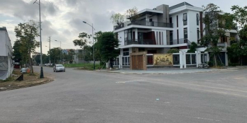 2 lÔ LIỀN KỀ PICENZA ĐỒNG BẨM hướng : đông nam