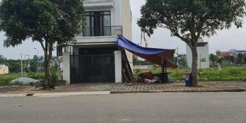 Bán lô đất trục chính kinh doanh thuộc khu dân cư Hồng Thái.