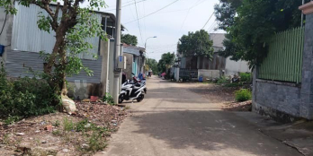 1 căn duy nhất cam kết k có căn thứ 2 toạ lạc tại kp3 thị trấn trảng bom..đồng n