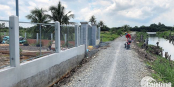 Bán đất thổ cư mặt tiền sông Vàm Cỏ giá 780 triệu