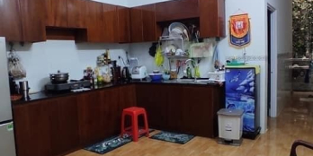 Cần tiền hạ giá bán nhanh căn nhà  Đường 6m. Dân kín. Điện nước máy đầy đủ.