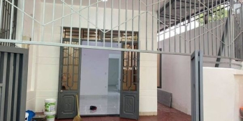 CẦN BÁN NHÀ MỚI NGAY TRUNG TÂM MUA SẮM TPBMT