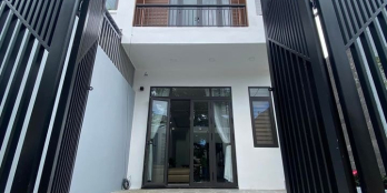 CẦN BÁN nhà 1 mê, đẹp FULL nội thất, TẠI HẺM 184 GIẢI PHÓNG-TÂN LỢI