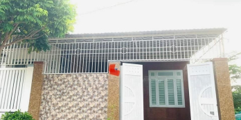 CẦN BÁN NHÀ MẶT ĐƯỜNG NHỰA-NHÀ MỚI XÂY CHƯA Ở