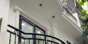 Chính chủ bán nhà Nguyễn Lương Bằng, Đống Đa, Dt 30m2 x 4T, Mt 5,5m