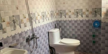 BÁN NHÀ 3 TẦNG BÃI MUỐI P. CAO THẮNG TP HẠ LONG. Giá 4,x tỷ.