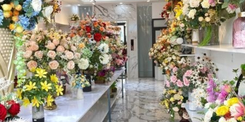 BÁN NHÀ 5 TẦNG MẶT ĐƯỜNG CỘT 5,HẠ LONG