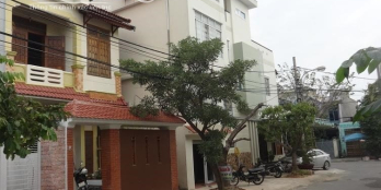 bán nhà  Mặt tiền đường lộ giới 16m, rải nhựa, cây xanh, vỉa hè 3m bình chánh