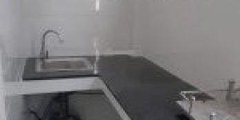 bán nhà có sổ sẵn-ngang 5m đẹp đường bàu gốc LH 0933472293