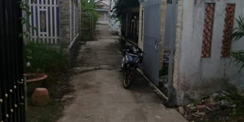 Nhà hẻm rộng, đường 2 Chà, cách Phó Cơ Điều khoảng 100m.